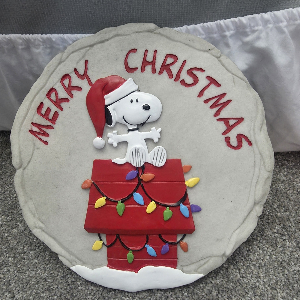 Festive Snoopy Christmas Wall Decor